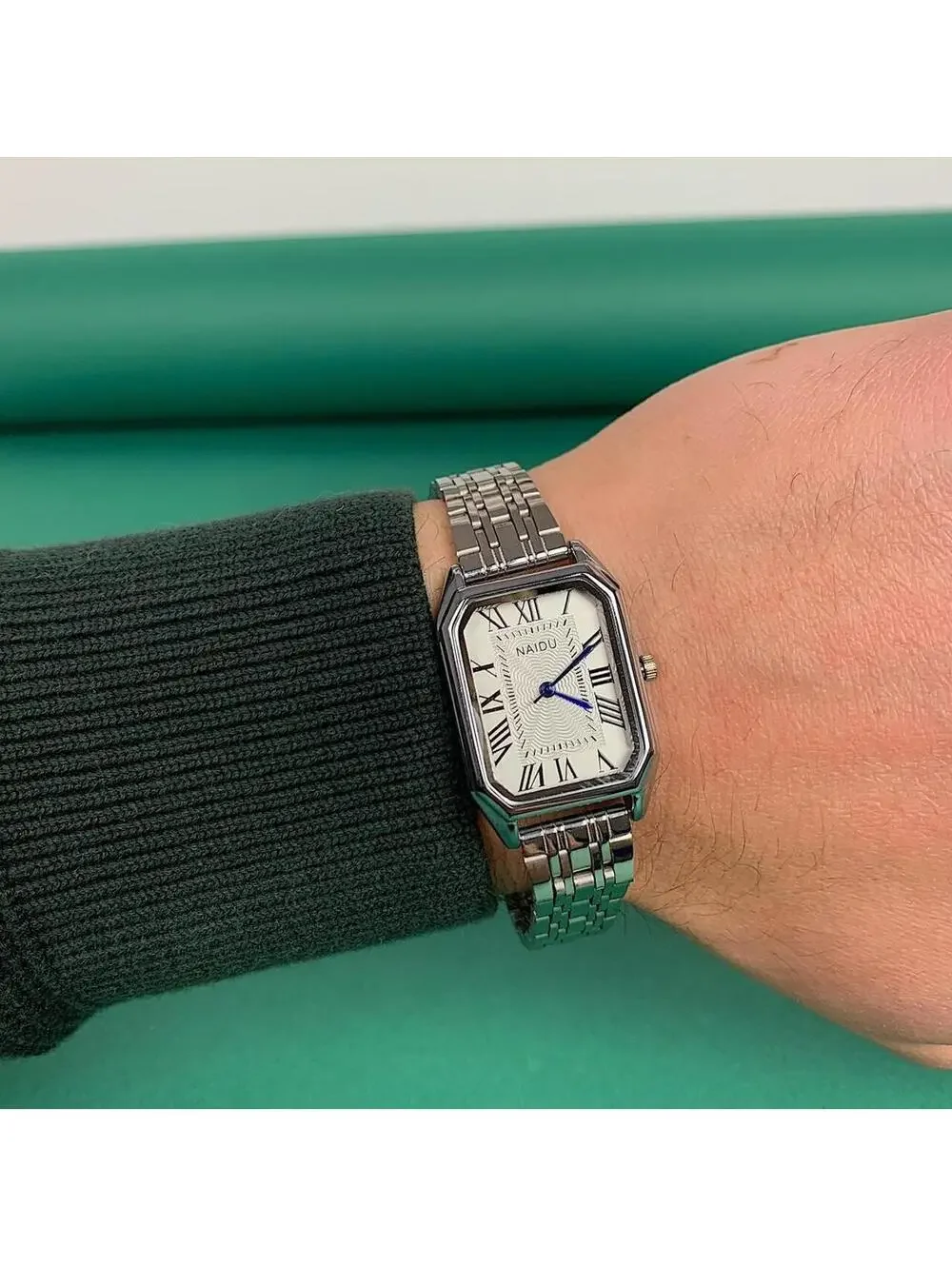 Y2K Vintage Retro Silver Blue Stainless Steel Essential Watch 8.5 Inch Unisex